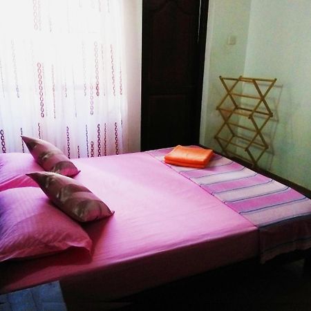 Ruslanka Homestay Ettukala Bagian luar foto