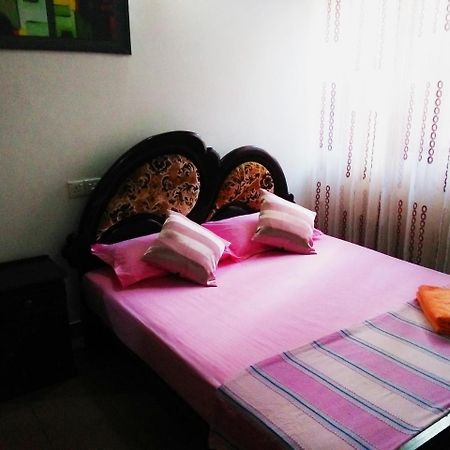 Ruslanka Homestay Ettukala Bagian luar foto