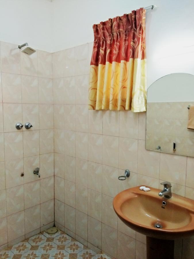 Ruslanka Homestay Ettukala Bagian luar foto