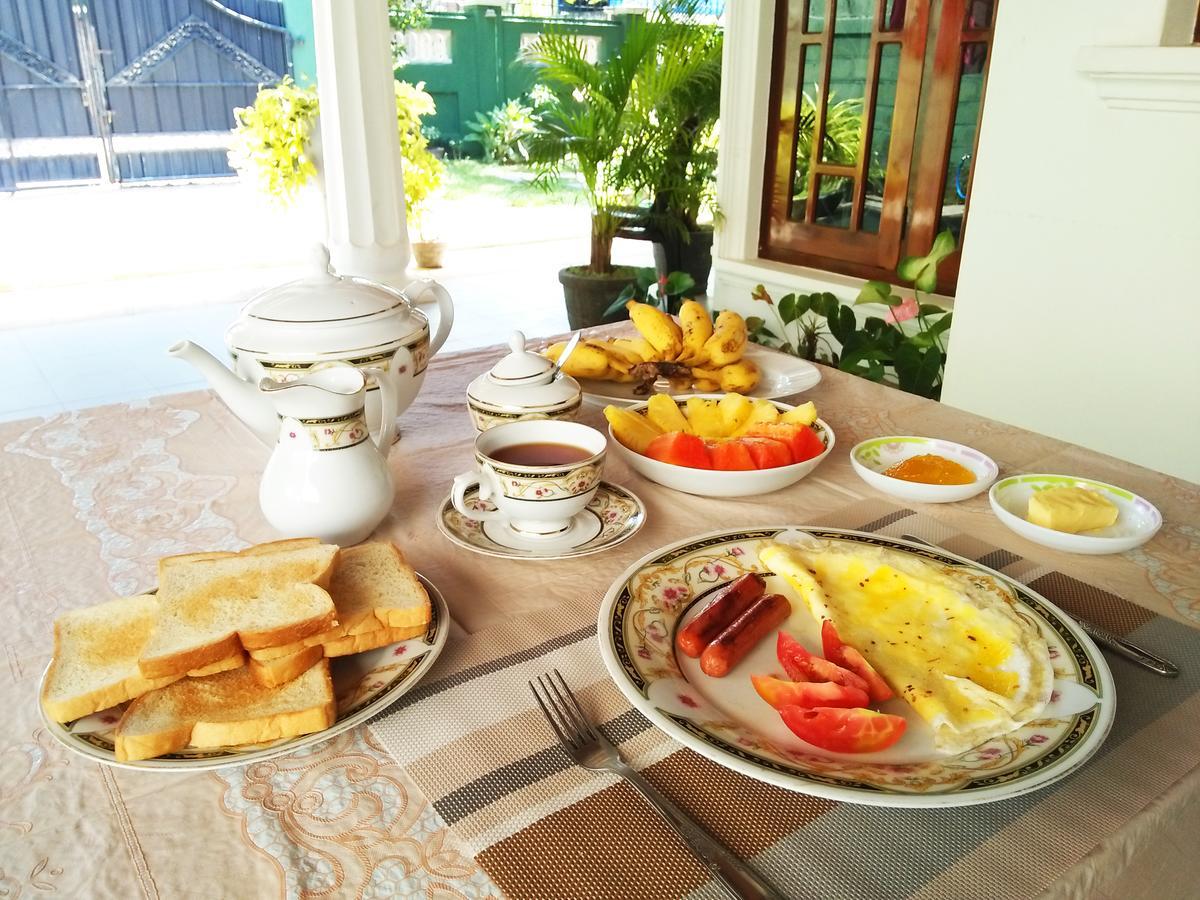 Ruslanka Homestay Ettukala Bagian luar foto