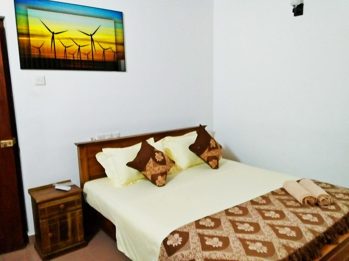 Ruslanka Homestay Ettukala Bagian luar foto