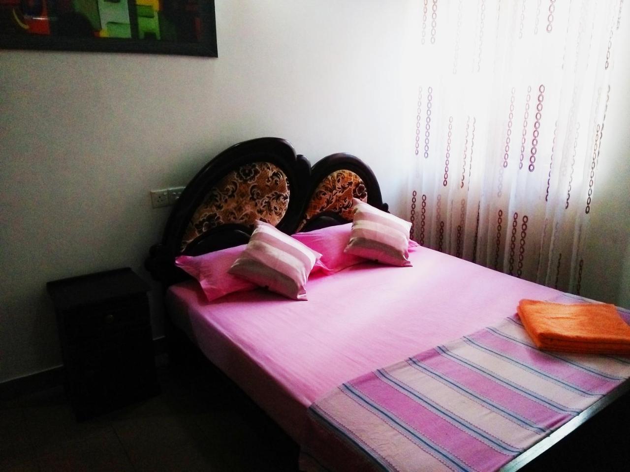 Ruslanka Homestay Ettukala Bagian luar foto