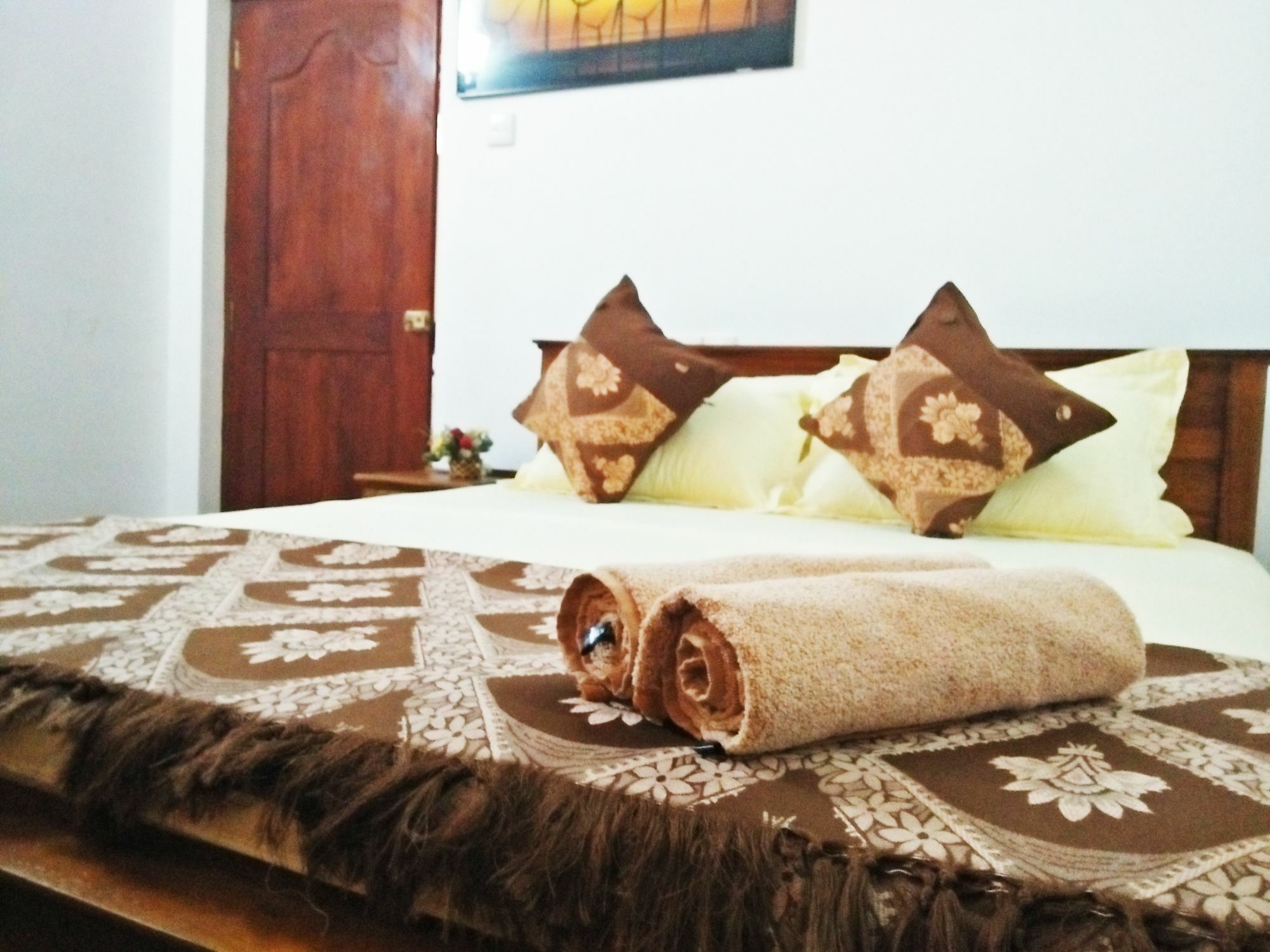 Ruslanka Homestay Ettukala Bagian luar foto