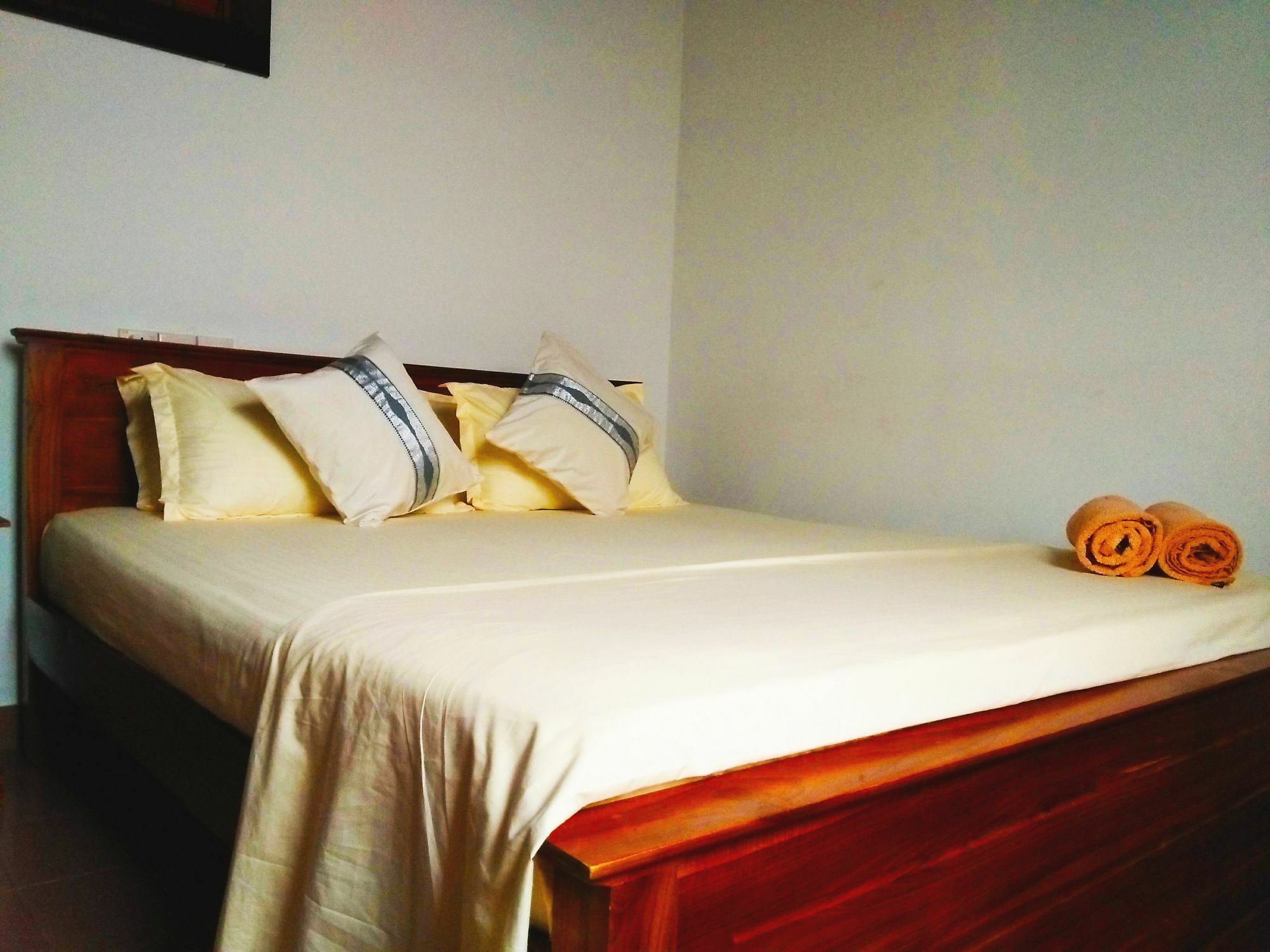 Ruslanka Homestay Ettukala Bagian luar foto